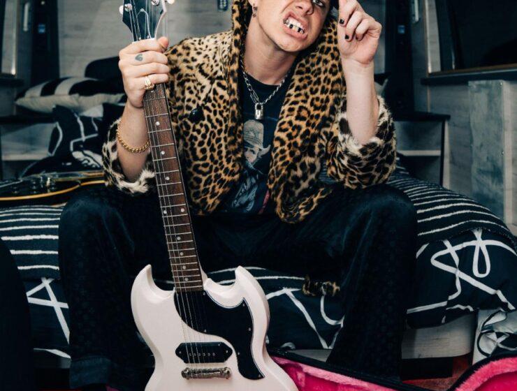 Yungblud with Epiphone SG