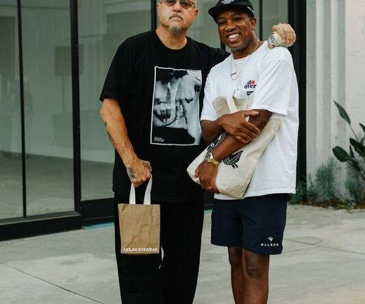 S-68SjVA Los Angeles Artists And Brands