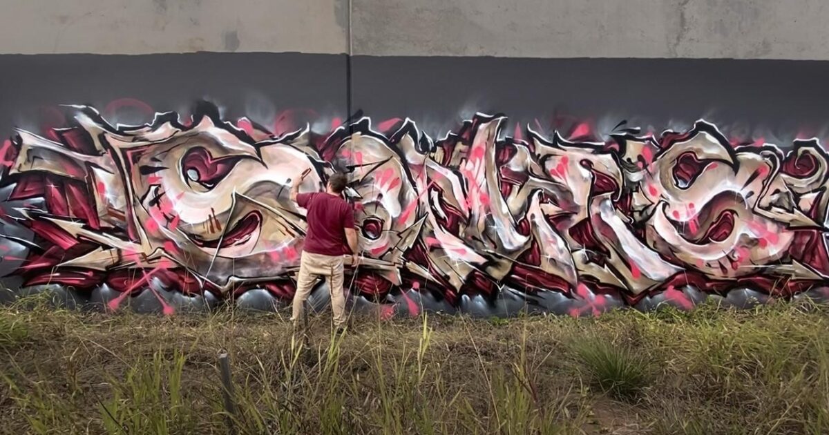 SOFLES Breaks Down the Art of Graffiti: Full Textured Process from